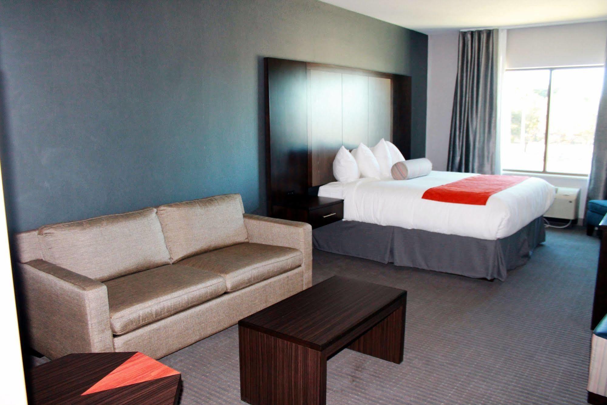 Hotel Wingate By Wyndham 3*